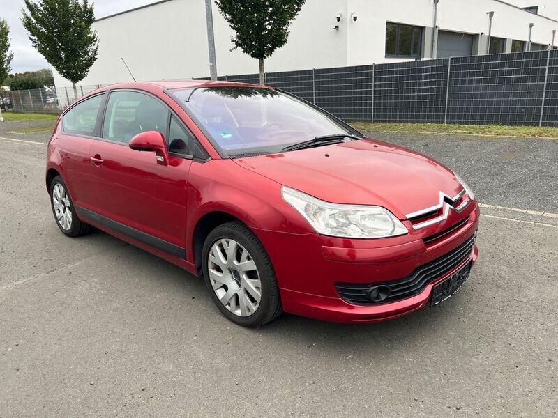 Rot Gebraucht 2006 Citroën C4 VTR Sport Coupé | 3.490 € (Teuer) - Bild 1/4