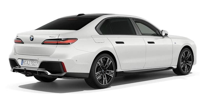 Gebraucht BMW 740 Comfort Edition 299 PS (219 kW) 2025 Weiß Limousine