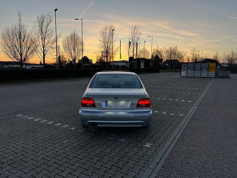 Gebraucht BMW 520 M Sport 170 PS (125 kW) 2000 Silber Limousine