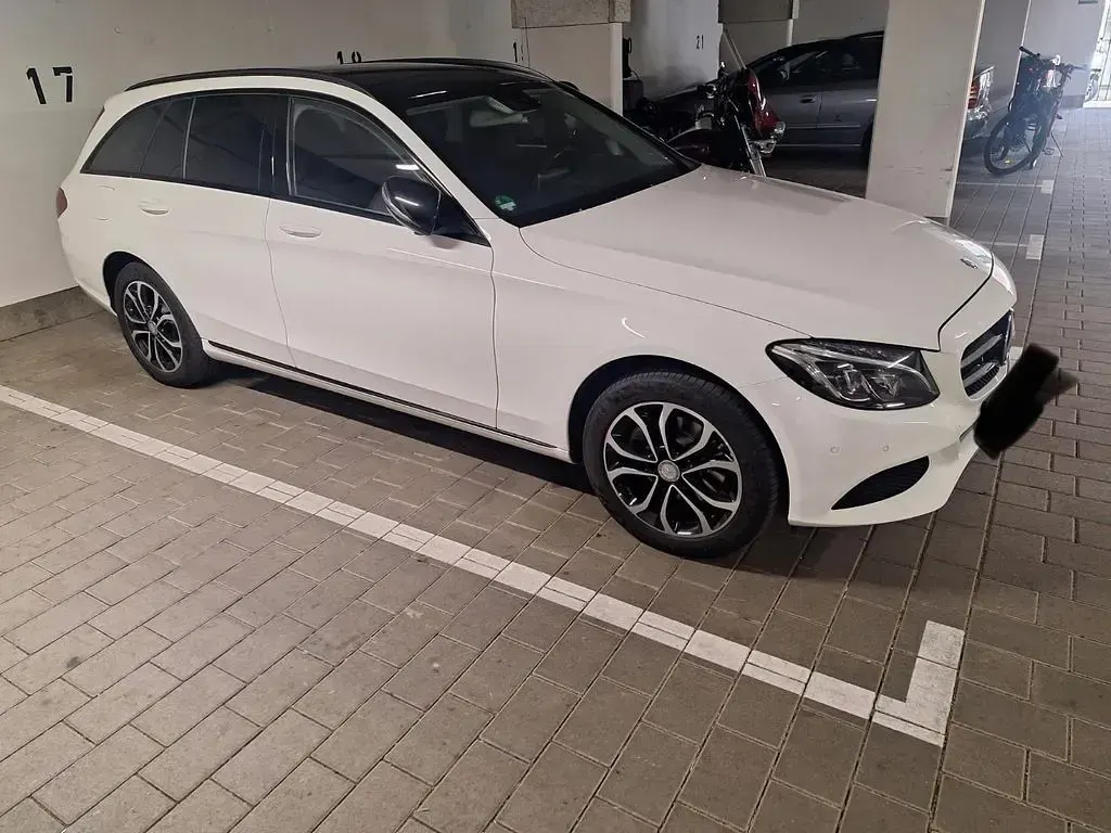 Gebraucht Mercedes C220 Classic 170 PS (125 kW) 2016 Weiß Kombi