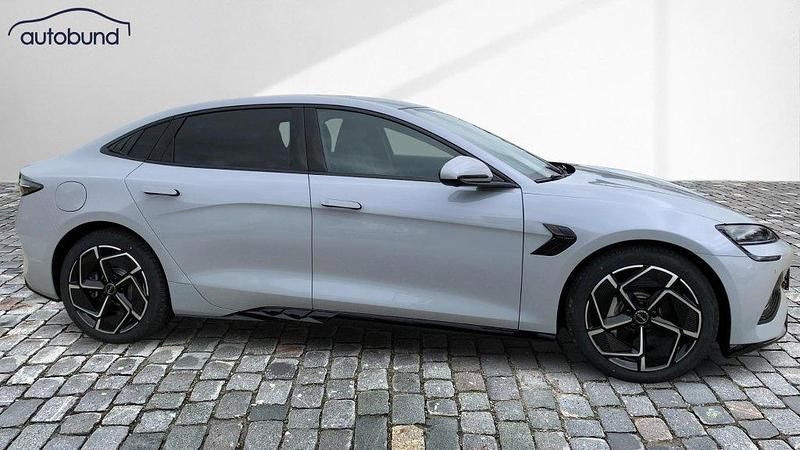 Neu BYD Seal Design 230 kW (313 PS) 2025 Grau Limousine