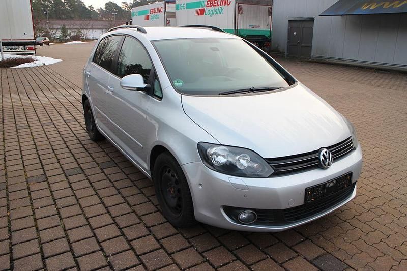 Gebraucht VW Golf VI Team 122 PS (89 kW) 2011 Silber Kleinwagen