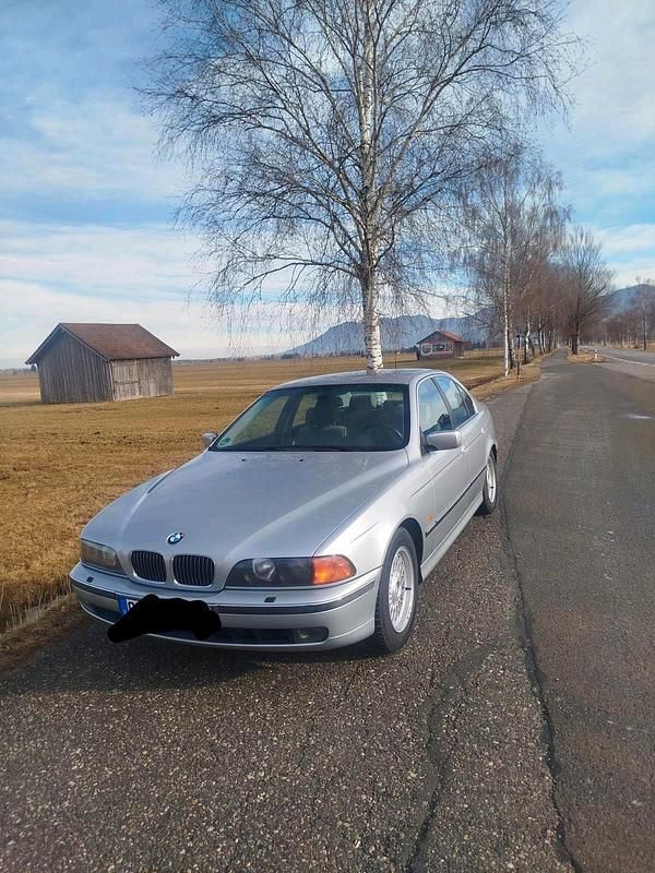 Gebraucht BMW 540 286 PS (210 kW) 1998 Silber Limousine