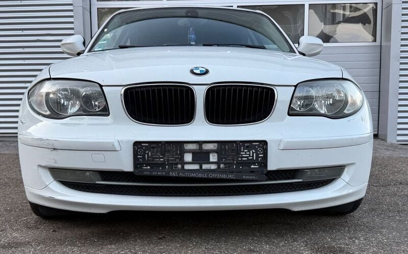 Gebraucht BMW 118 Advantage 143 PS (105 kW) 2010 Weiß Kleinwagen