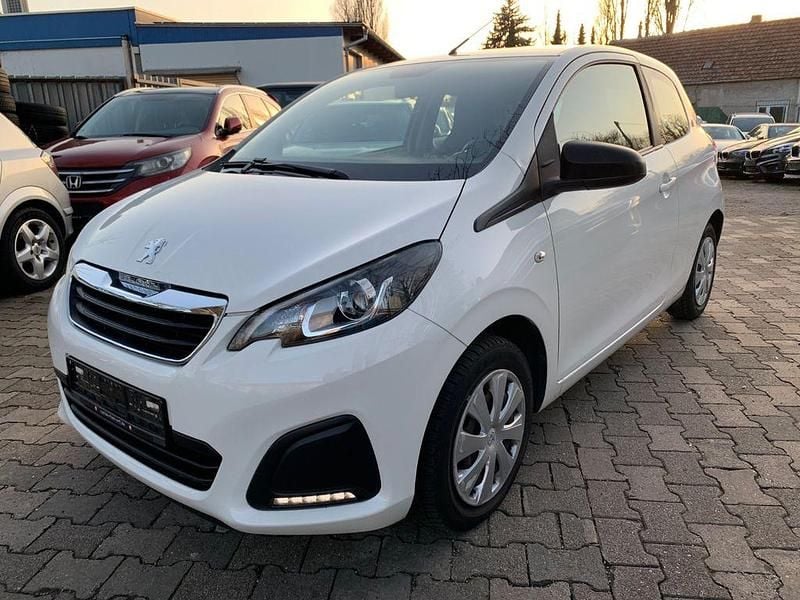 Gebraucht Peugeot 108 Active 69 PS (50 kW) 2017 Weiß Kleinwagen