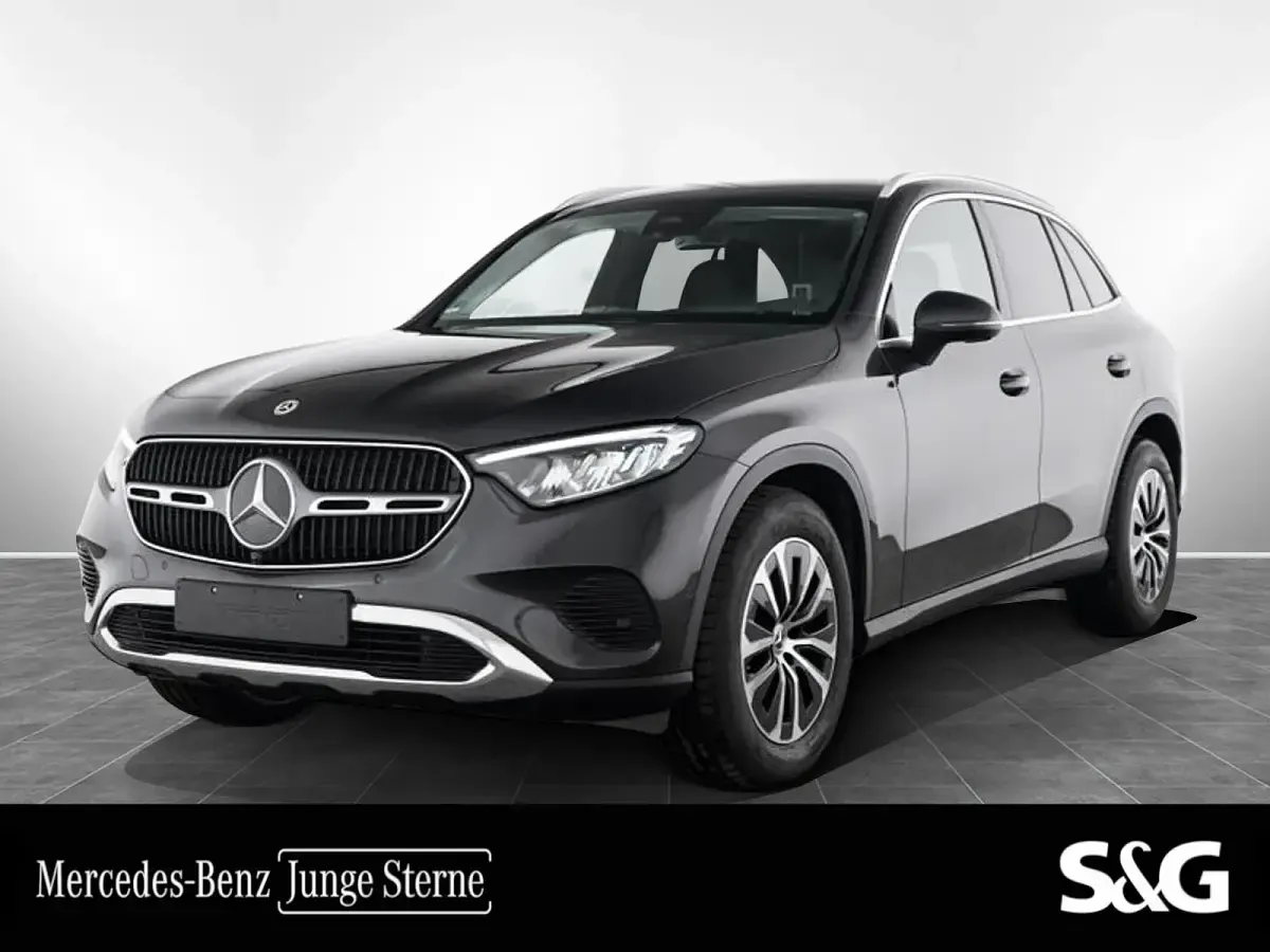 Gebraucht Mercedes GLC220 Avantgarde 197 PS (144 kW) 2025 SUV