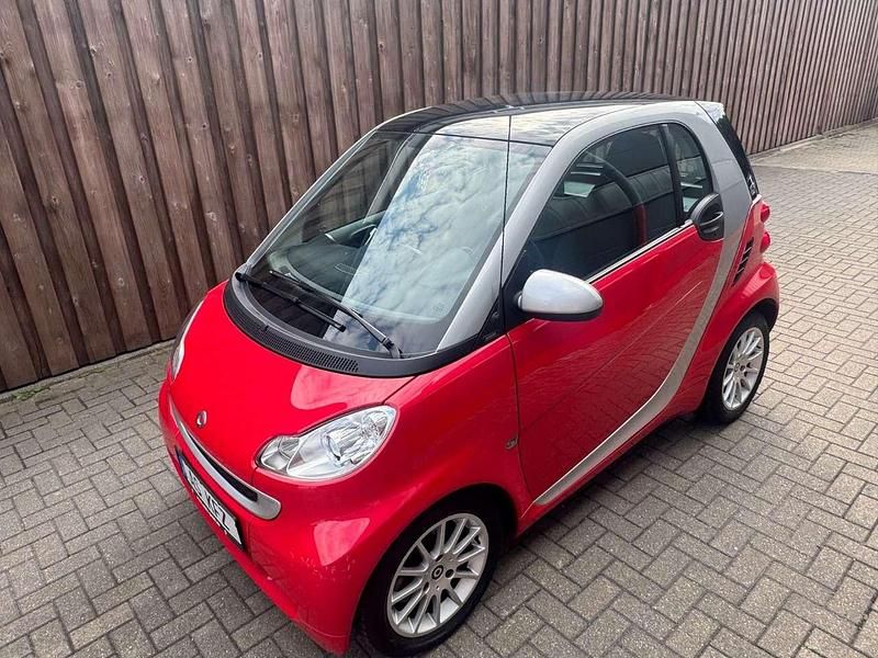 Rot Gebraucht 2010 Smart ForTwo Coupé Coupé | 5.490 € (Fairer Preis) - Bild 1/3