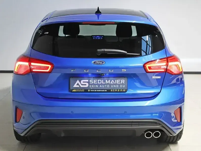 Gebraucht Ford Focus ST-Line 120 PS (88 kW) 2018 Blau Limousine
