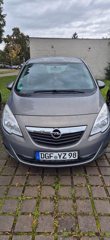 Braun Gebraucht 2011 Opel Meriva Edition Van / Kleinbus | 4.300 € (Fairer Preis) - Bild 1/4