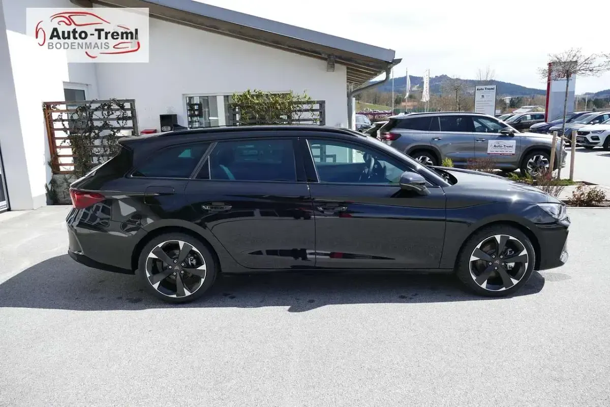 Neu Cupra Leon 204 PS (150 kW) 2026 Midnight schwarz Kombi