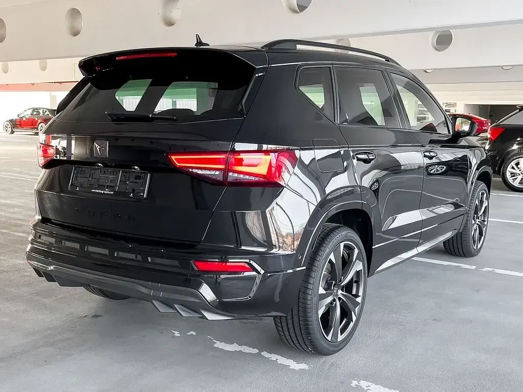 Neu Cupra Ateca 190 PS (139 kW) 2026 Schwarz SUV