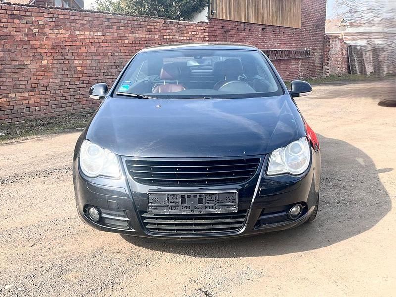 Second-hand VW Eos 200 CP (147 kW) 2006 Negru Cabrio