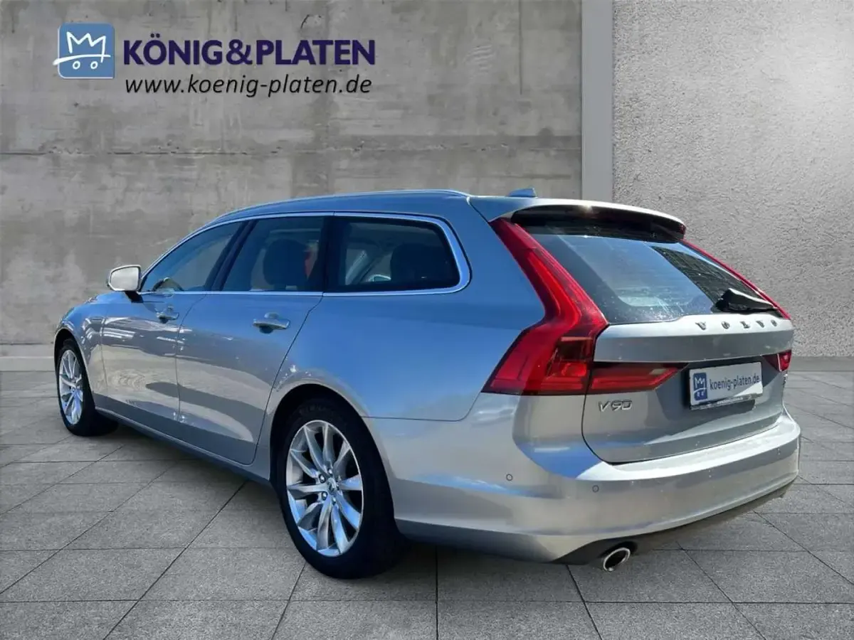 Gebraucht Volvo V90 Momentum 200 PS (147 kW) 2017 Silber Kombi