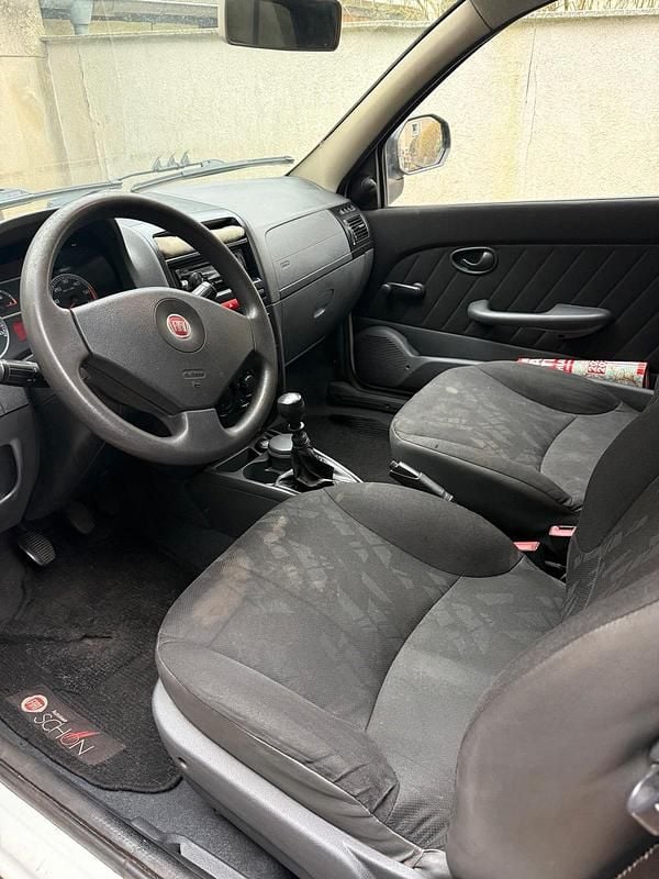 Gebraucht Fiat Strada 95 PS (69 kW) 2012 Weiß