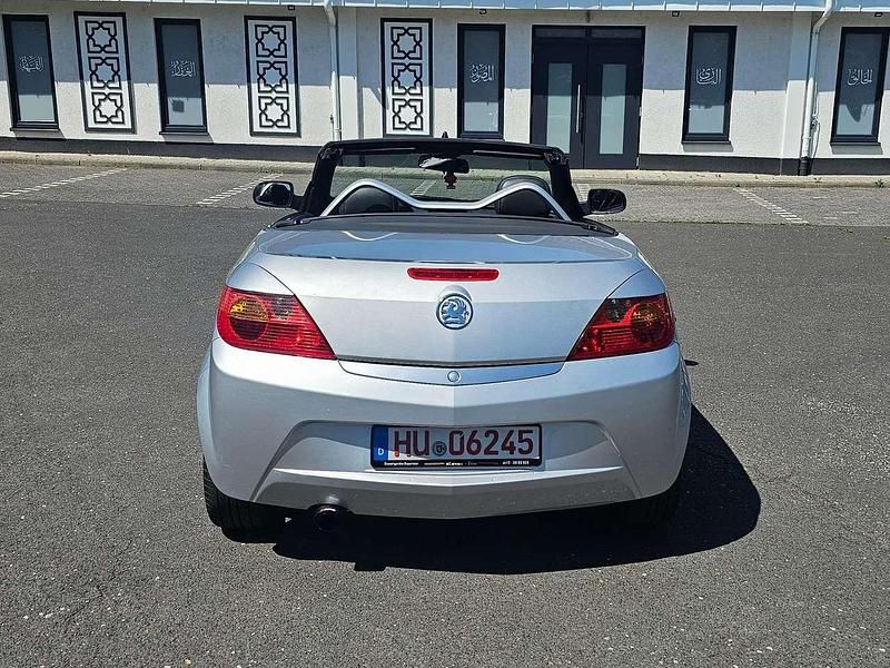 Gebraucht Opel Tigra 90 PS (66 kW) 2005 Silber Cabrio