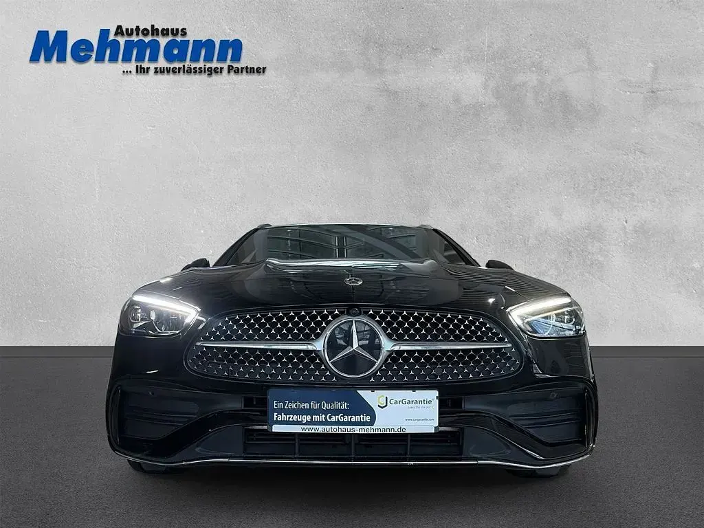 Gebraucht Mercedes 300 AMG line 265 PS (194 kW) 2022 Schwarz Limousine