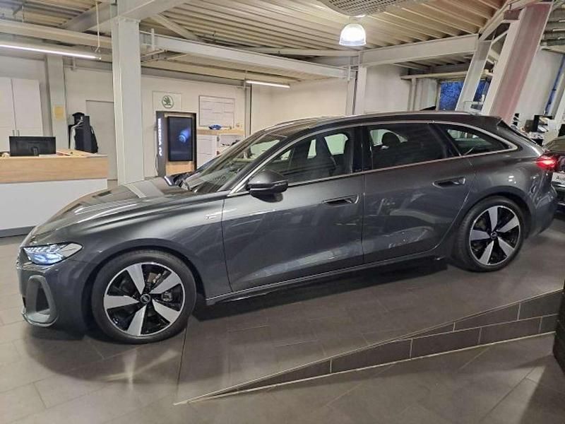 Gebraucht Audi A5 S-Line 204 PS (150 kW) 2024 Grau Kombi