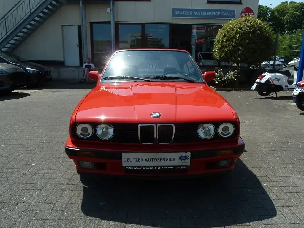 Gebraucht BMW 318 Cabriolet 113 PS (83 kW) 1993 Rot Cabrio