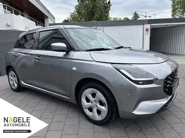 Gebraucht Suzuki Swift Comfort 83 PS (61 kW) 2025 Silber Kleinwagen