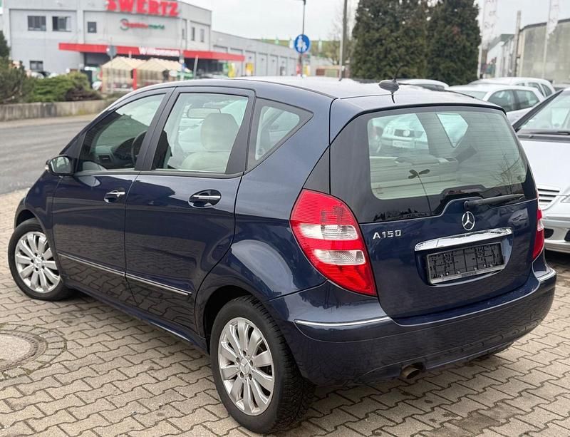 Gebraucht Mercedes A150 95 PS (69 kW) 2008 Blau Kleinwagen