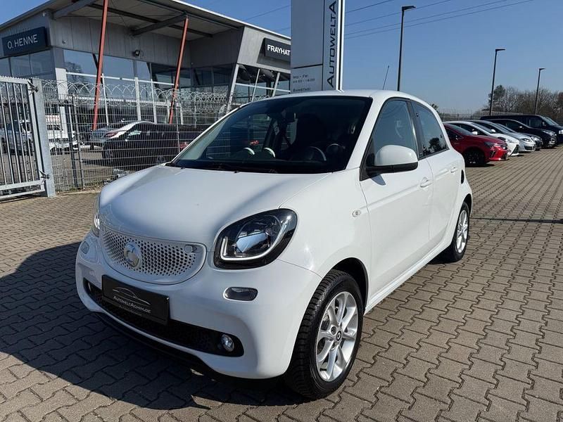 Gebraucht Smart ForFour Basis 71 PS (52 kW) 2015 Weiß Kleinwagen
