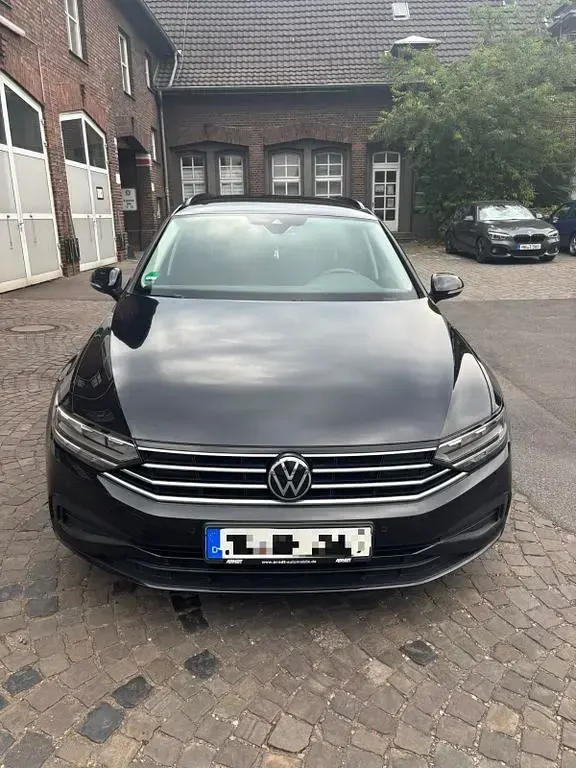 Gebraucht VW Passat Conceptline 122 PS (89 kW) 2020 Schwarz Kombi