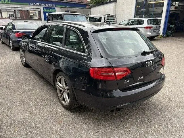 Gebraucht Audi A4 S-Line 177 PS (130 kW) 2013 Schwarz Kombi