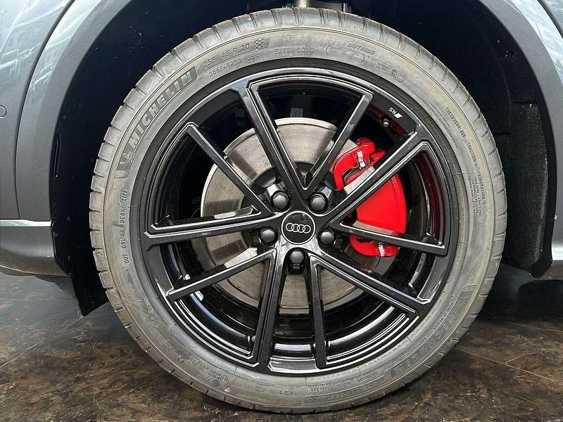 Neu Audi Q5 Ambiente 204 PS (150 kW) 2025 Grau SUV