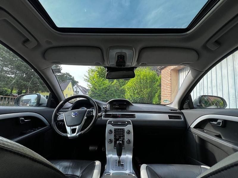 Gebraucht Volvo V70 R-Design 215 PS (158 kW) 2012 Weiß Kombi