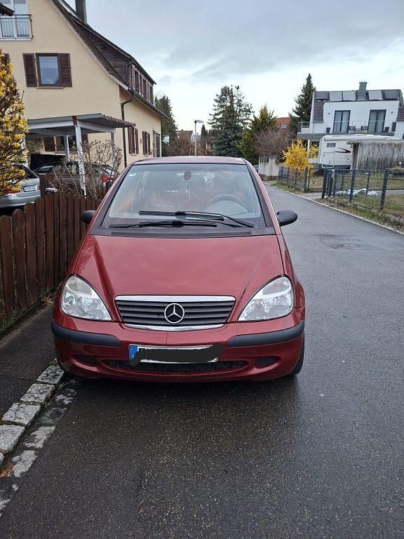 Gebraucht Mercedes A140 Classic 82 PS (60 kW) 2003 Rot Van / Kleinbus
