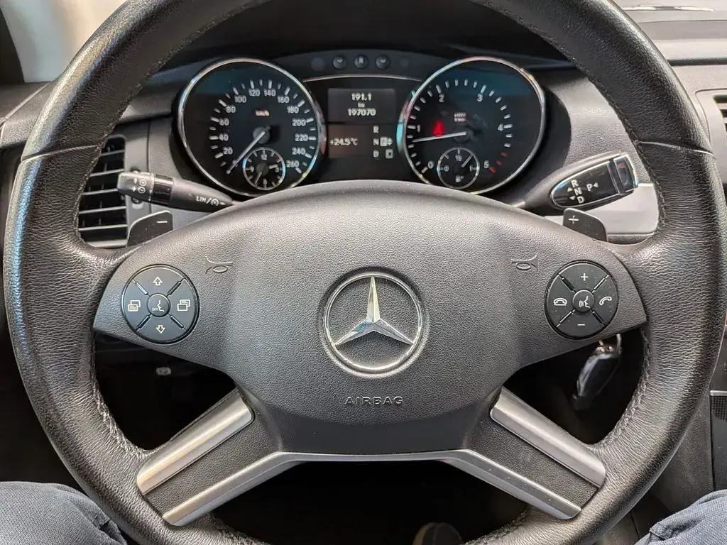 Gebraucht Mercedes R320 224 PS (164 kW) 2009 Schwarz Kombi