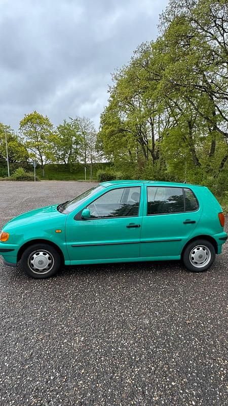 Second-hand VW Polo 58 CP (42 kW) 1999 Verde Hatchback