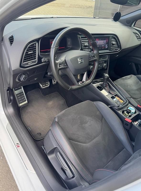 Gebraucht Seat Leon ST Beats 150 PS (110 kW) 2020 Weiß Kombi