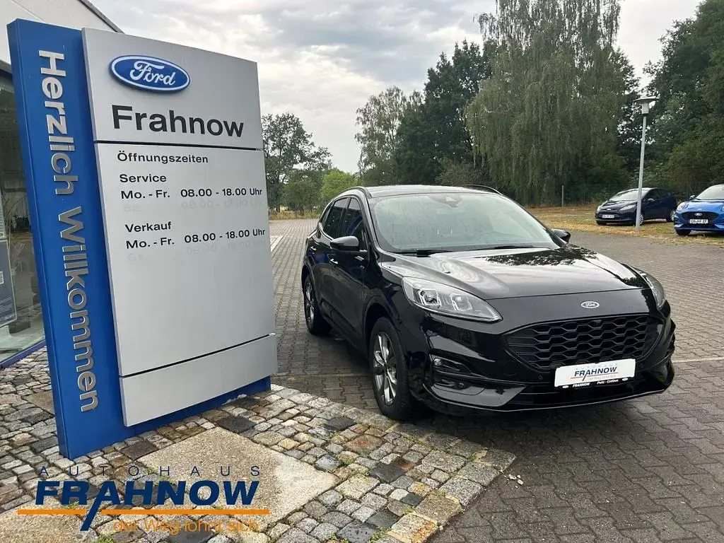 Gebraucht Ford Kuga ST-Line 224 PS (164 kW) 2022 Obsidianschwarz metallic SUV