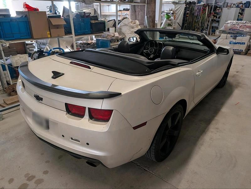 Gebraucht Chevrolet Camaro SS 500 PS (367 kW) 2011 Schwarz Cabrio