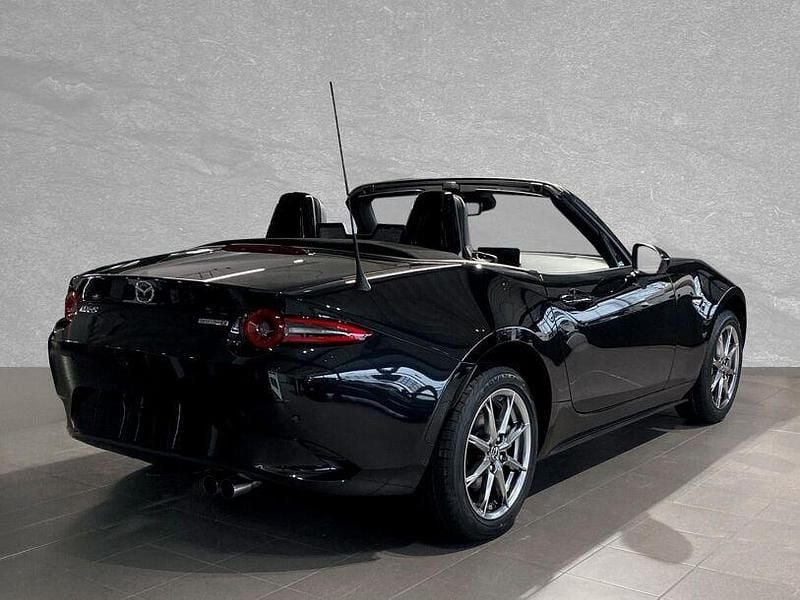 Neu Mazda MX5 Exclusive-Line 132 PS (97 kW) 2025 Jet black Cabrio
