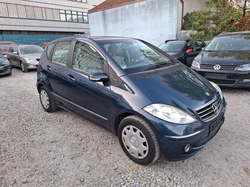 Blau Gebraucht 2006 Mercedes A170 Avantgarde Limousine | 899 € (Superpreis) - Bild 1/4