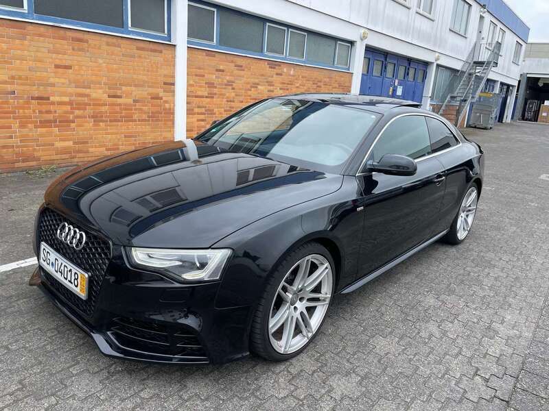 Schwarz Gebraucht 2012 Audi A5 S-Line Coupé | 11.700 € (Guter Preis) - Bild 1/4
