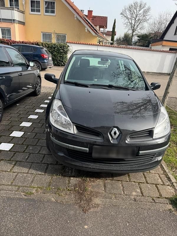 Gebraucht Renault Clio III 75 PS (55 kW) 2014 Kleinwagen