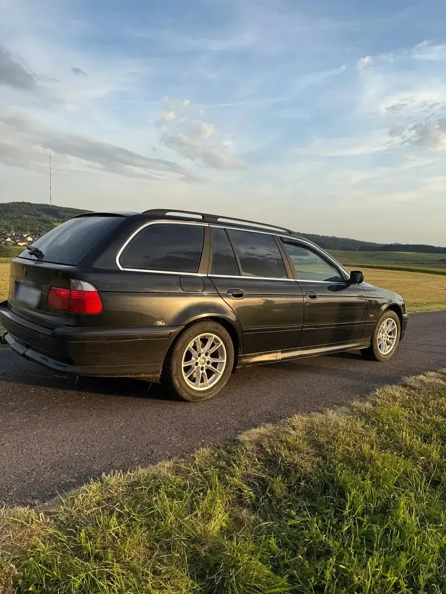 Gebraucht BMW 520 170 PS (125 kW) 2003 Schwarz Kombi