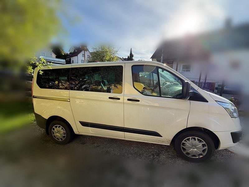 Second-hand Ford Transit Custom 131 CP (96 kW) 2016 Alb Monovolum