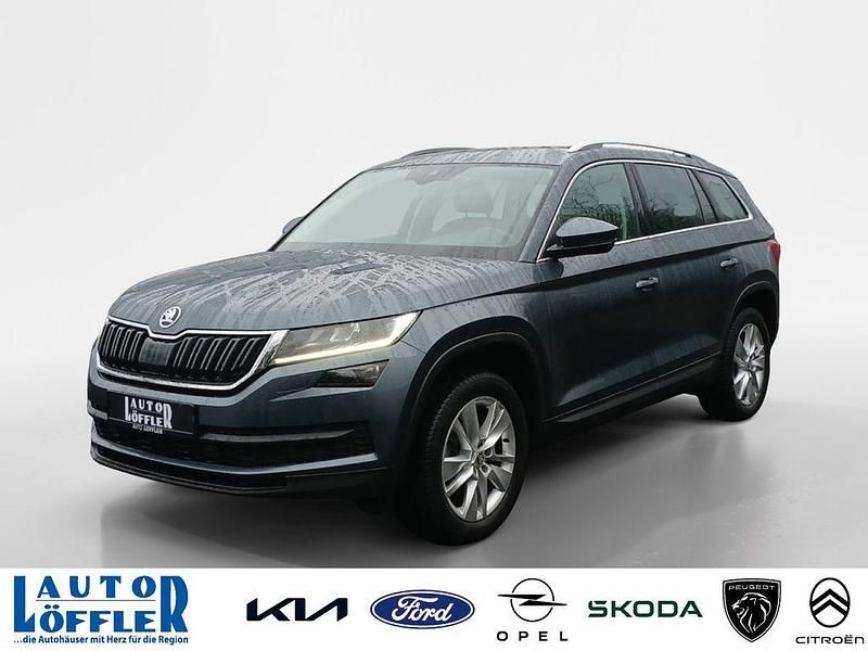 Grau Gebraucht 2018 Skoda Kodiaq Style SUV | 24.412 € (Fairer Preis) - Bild 1/4