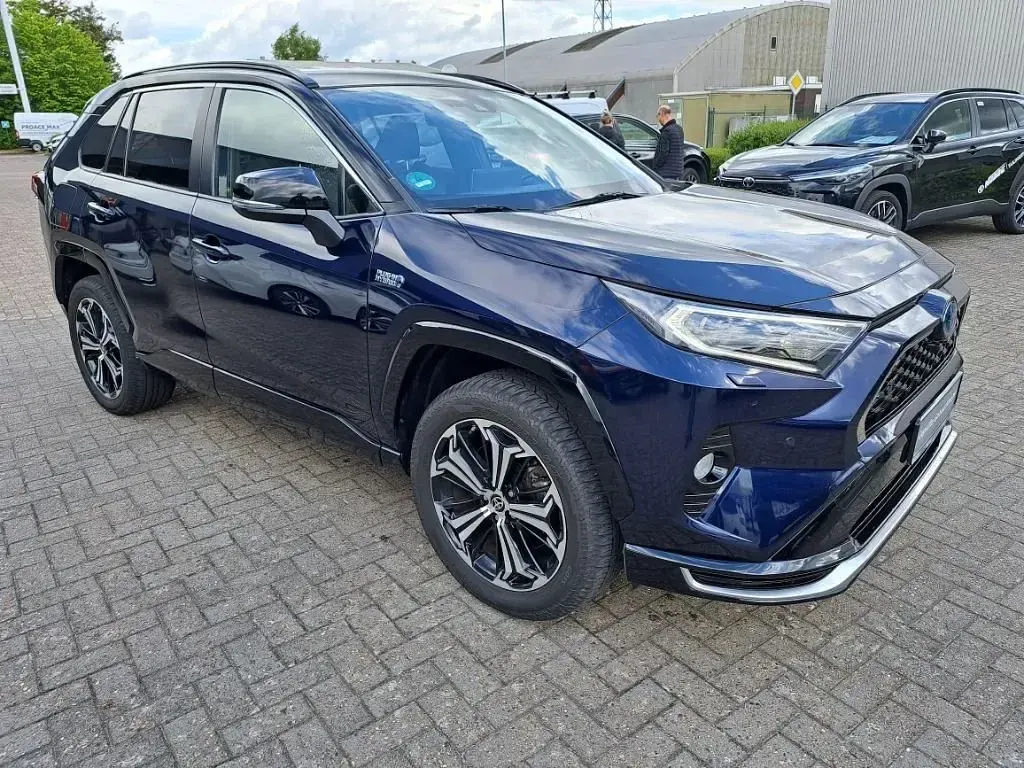 Gebraucht Toyota RAV4 Hybrid Style 306 PS (225 kW) 2021 Blau SUV