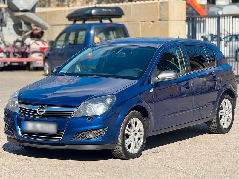 Gebraucht Opel Astra 90 PS (66 kW) 2009 Blau Limousine