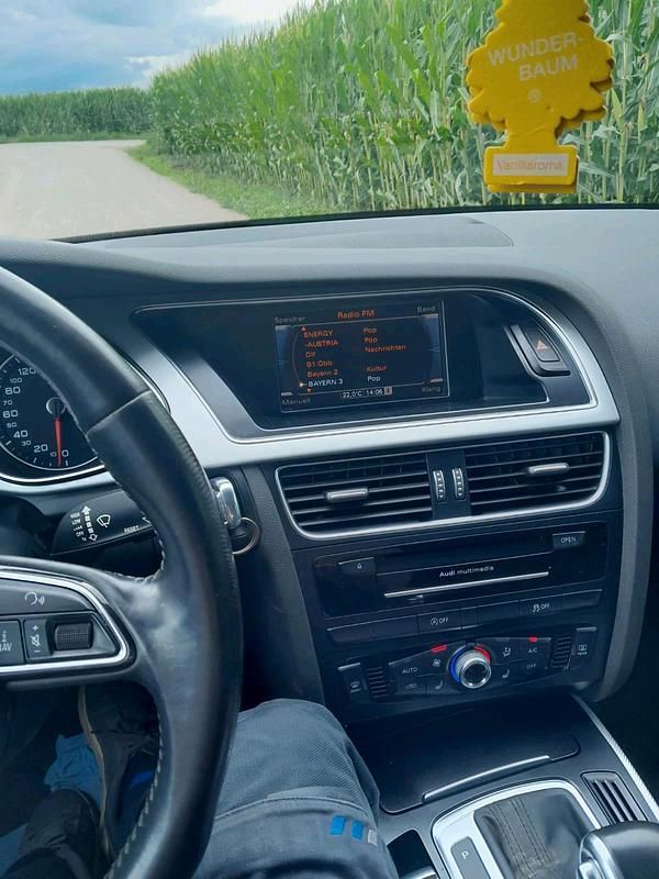 Gebraucht Audi A4 150 PS (110 kW) 2015 Schwarz Kombi