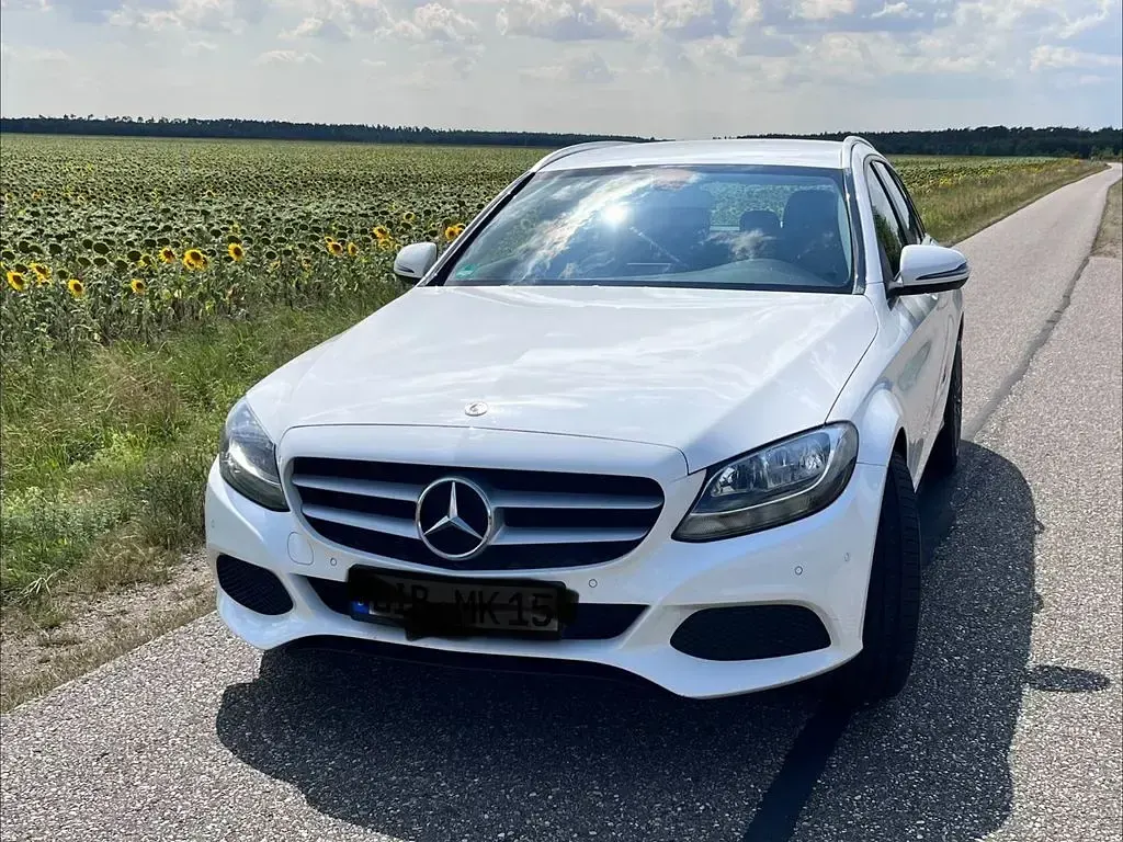 Gebraucht Mercedes 200 136 PS (100 kW) 2017 Weiß Kombi