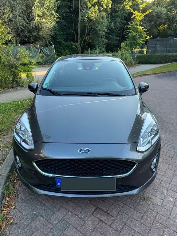 Grau Gebraucht 2018 Ford Fiesta Cool & Connect Kleinwagen | 8.900 € (Guter Preis) - Bild 1/4