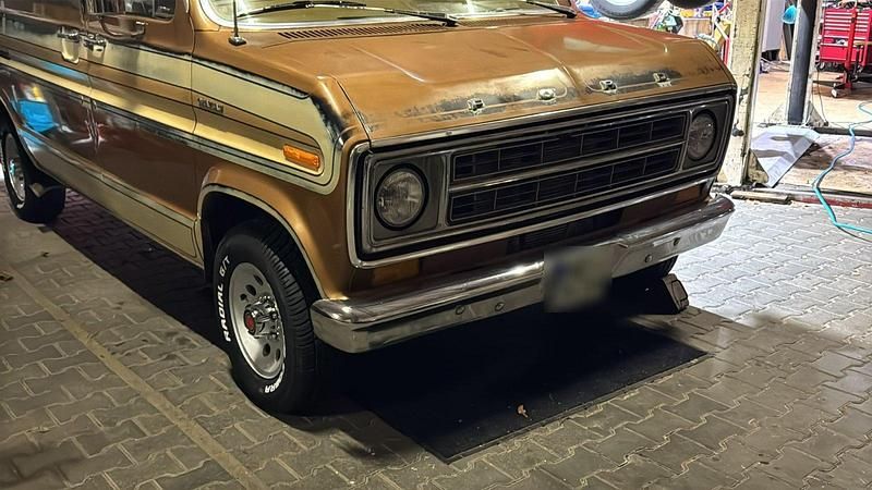 Gebraucht Ford Econoline 158 PS (116 kW) 1976 Braun Van / Kleinbus