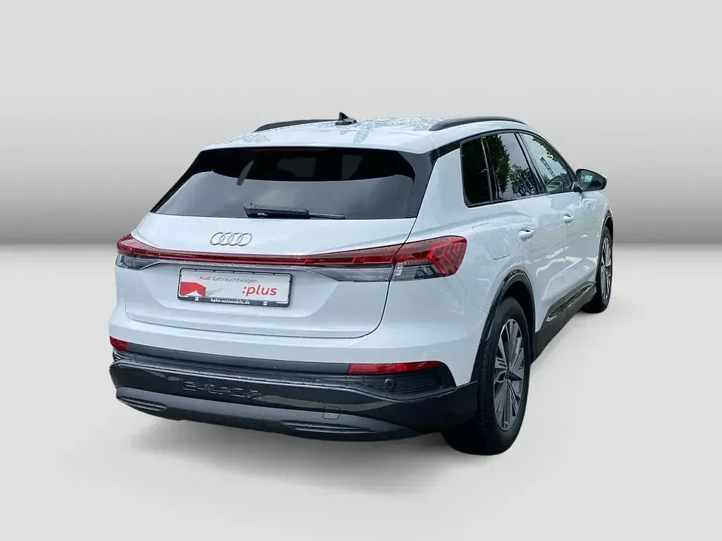Gebraucht Audi Q4 e-tron Advanced 210 kW (286 PS) 2025 Gletscherweiß metallic SUV