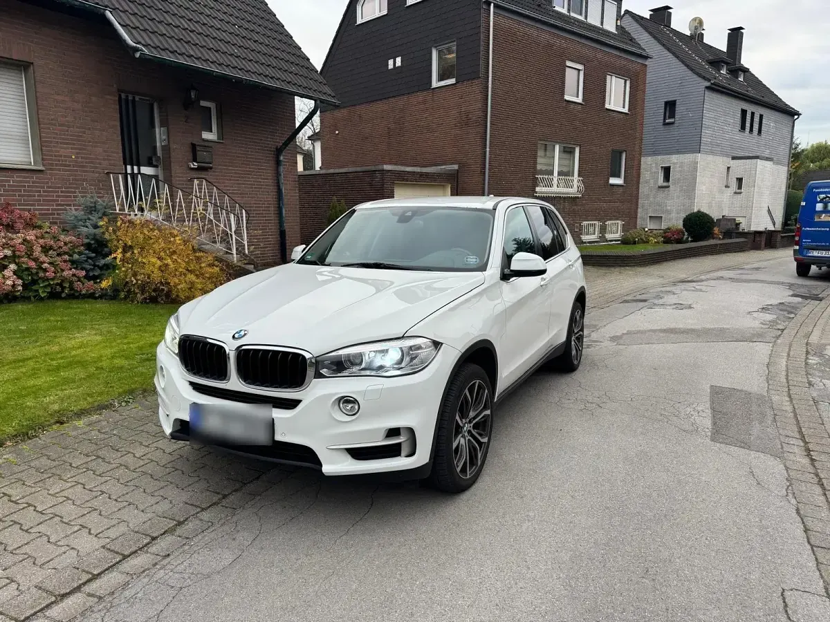 Gebraucht BMW X5 258 PS (189 kW) 2014 Weiß SUV